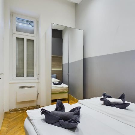 Gray Stylish Central Apartment Budapesta Exterior foto