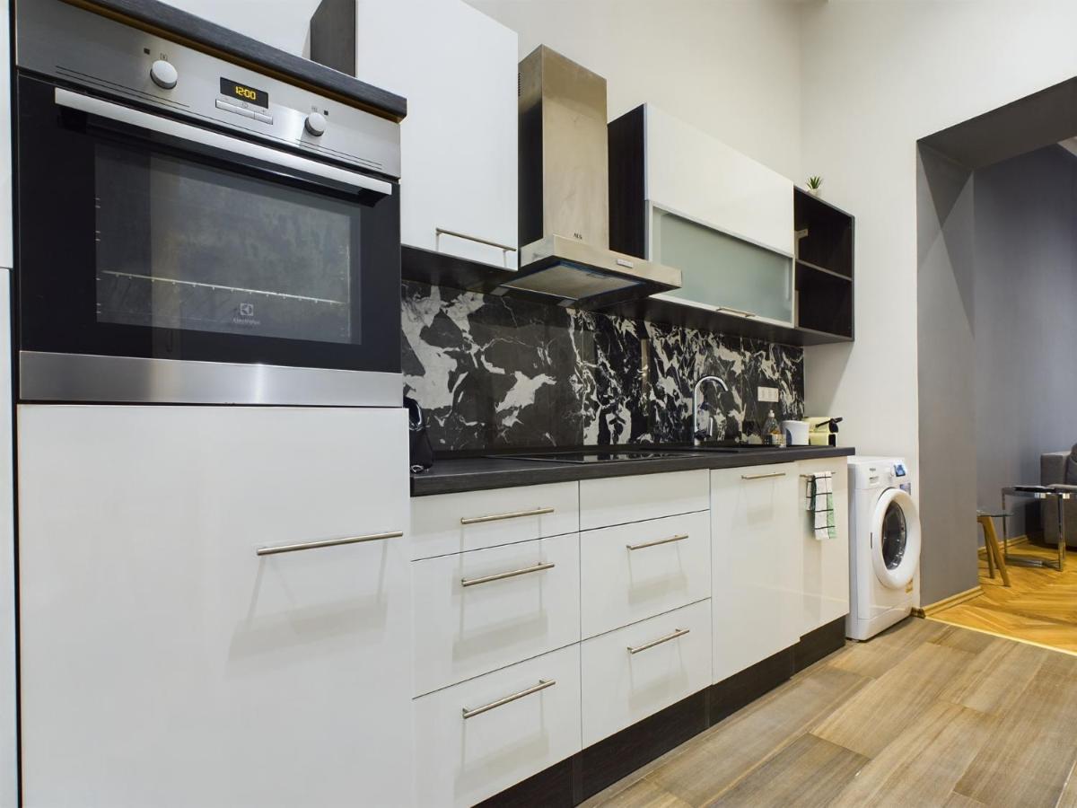 Gray Stylish Central Apartment Budapesta Exterior foto